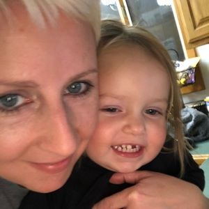 Meet your Posher, Zenna